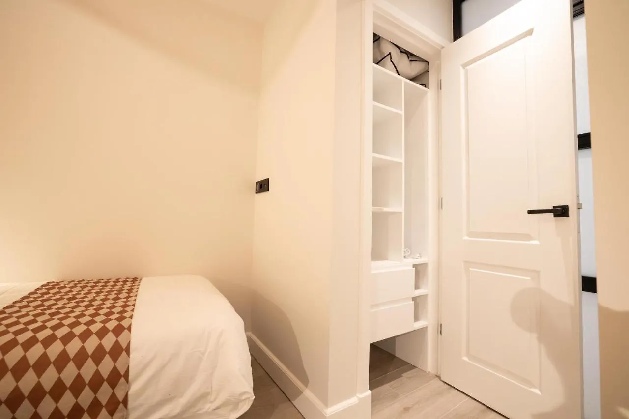 Modern Two Bedroom Apartment Close To The Beach Haag